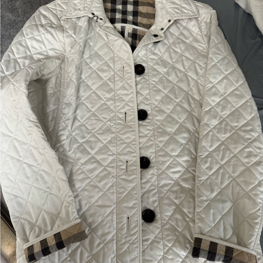 Burberry quilted Jacket